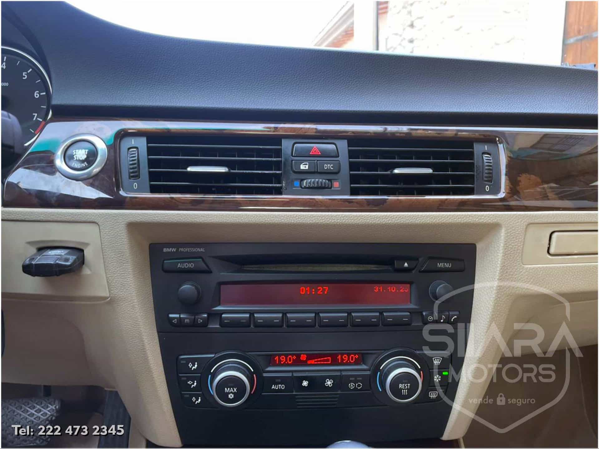 Bmw Serie 3 325i Premium 2007 - Foto 14