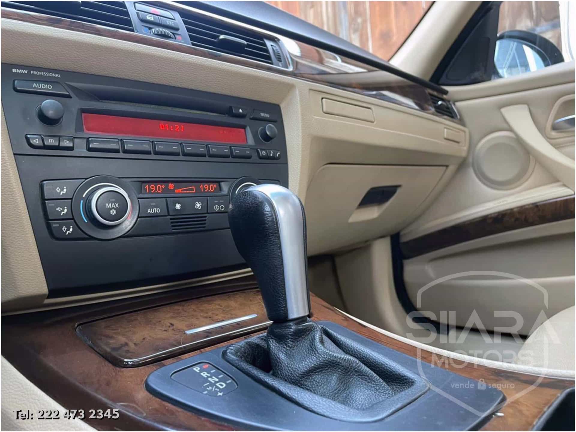 Bmw Serie 3 325i Premium 2007 - Foto 15