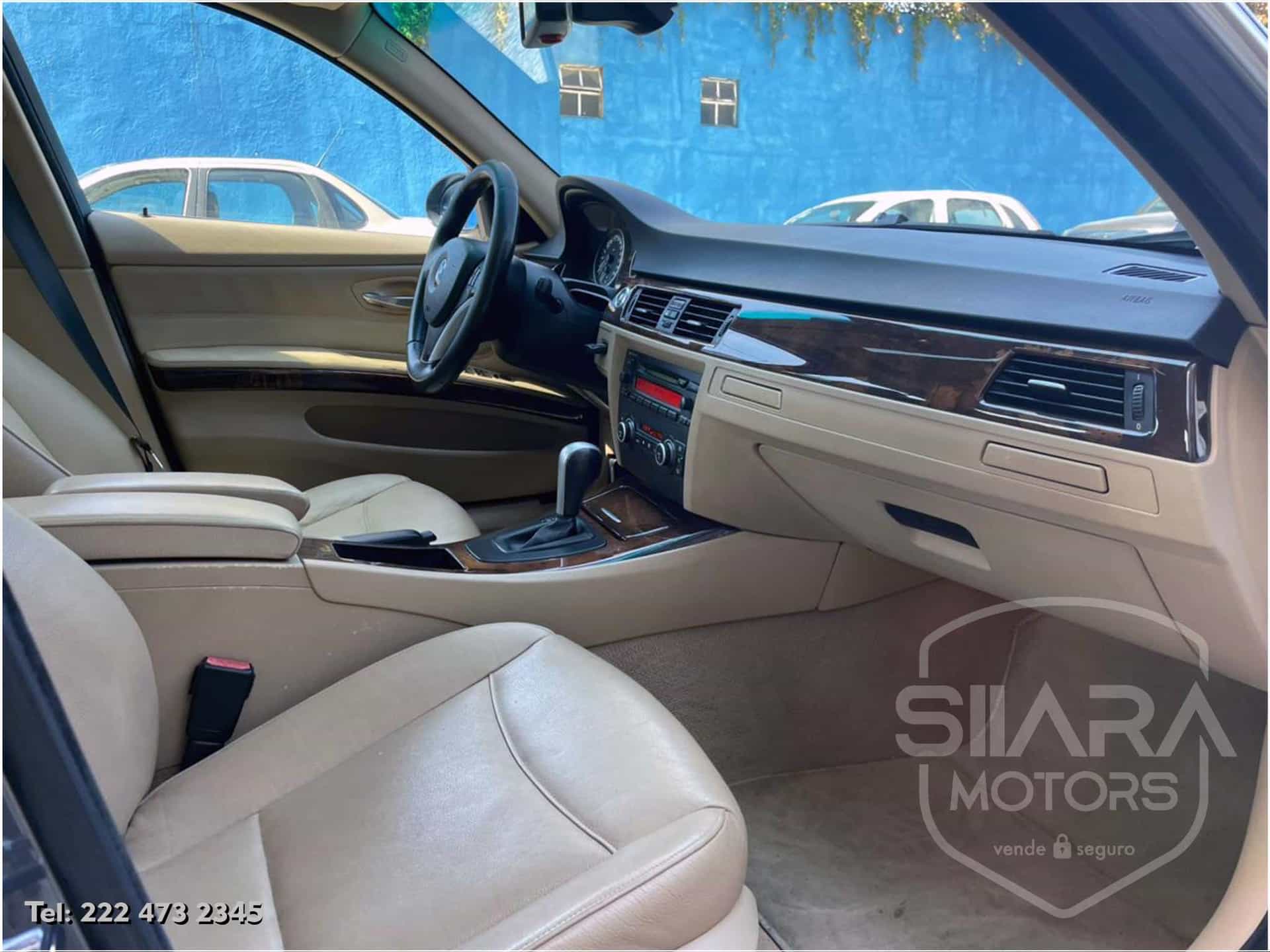 Bmw Serie 3 325i Premium 2007 - Foto 19