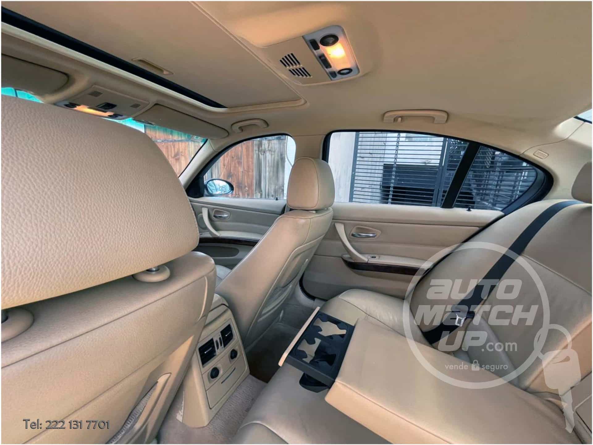 Bmw Serie 3 325i Premium 2007 - Foto 27