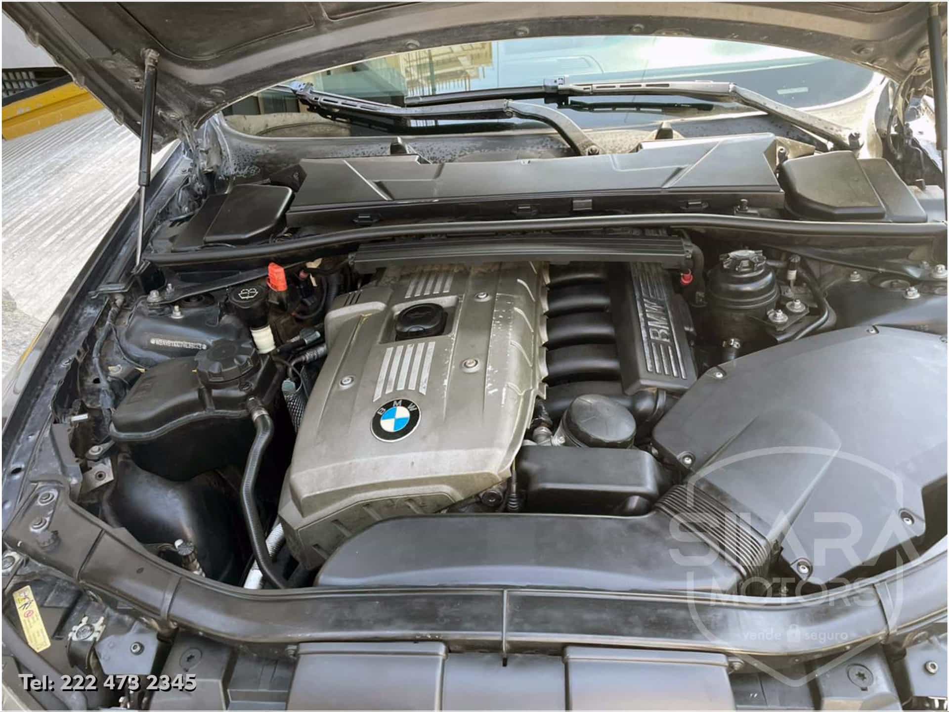 Bmw Serie 3 325i Premium 2007 - Foto 31