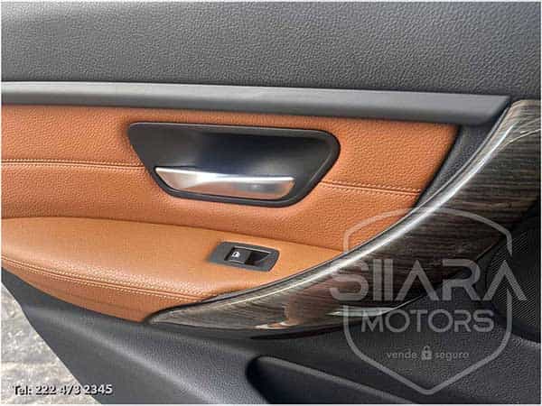 Bmw Serie 3 328i 2012 - Foto 23