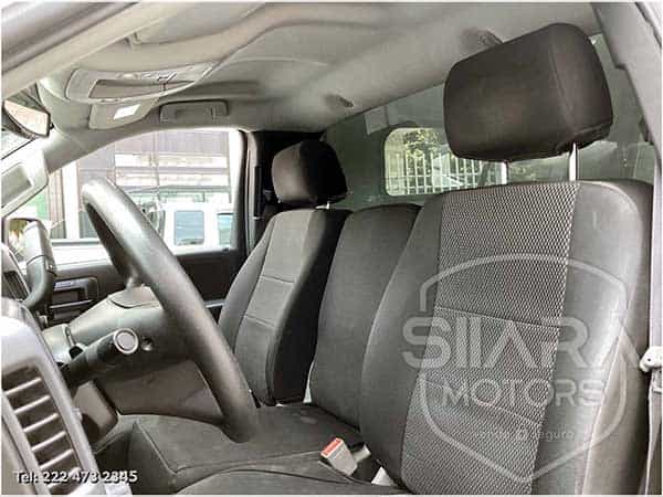 Chevrolet Silverado 1500 2018 - Foto 12