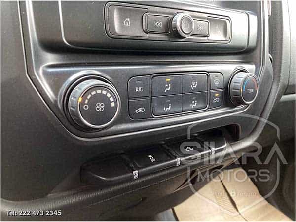 Chevrolet Silverado 1500 2018 - Foto 20