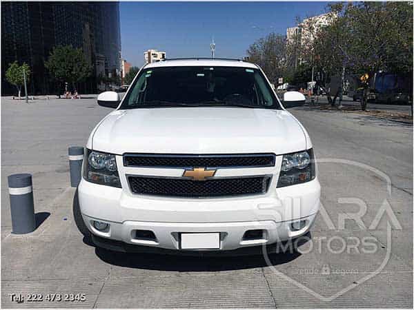 Chevrolet Suburban 2010 - Foto 2