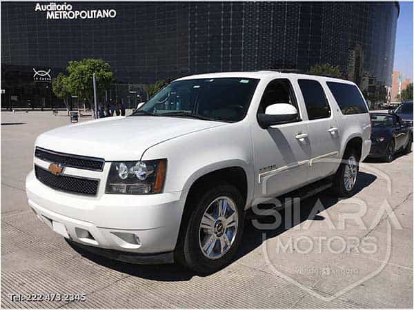 Chevrolet Suburban 2010 - Foto 3