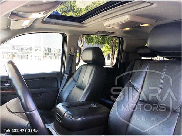 Chevrolet Suburban 2010 - Foto 12