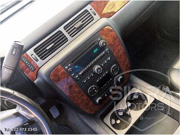 Chevrolet Suburban 2010 - Foto 16