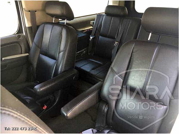 Chevrolet Suburban 2010 - Foto 30