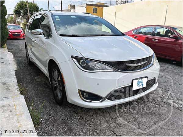 Chrysler Pacífica Limited Pltinum V6 2018 - Foto 9