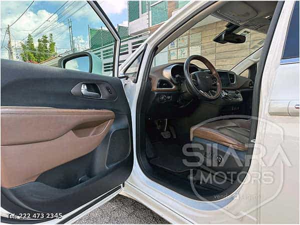 Chrysler Pacífica Limited Pltinum V6 2018 - Foto 11