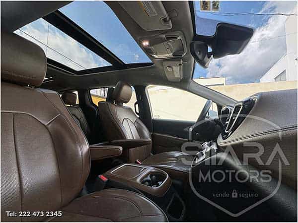 Chrysler Pacífica Limited Pltinum V6 2018 - Foto 22
