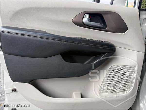 Chrysler Pacífica Limited V6 2019 - Foto 11