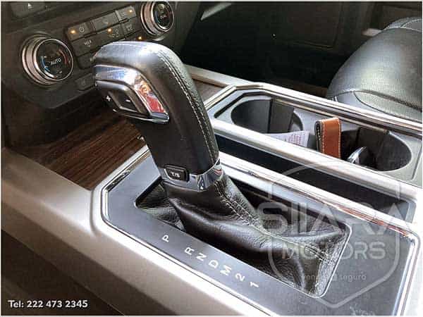 Ford F15 Lariat Doble cabina 2015 - Foto 19