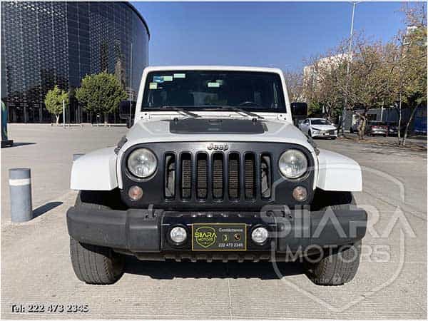 Jeep Wrangler Unlimited Sahara 2014 - Foto 2