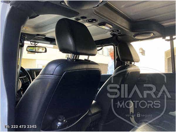 Jeep Wrangler Unlimited Sahara 2014 - Foto 27