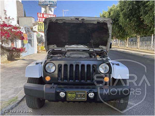Jeep Wrangler Unlimited Sahara 2014 - Foto 30
