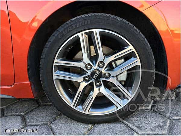 Kia Forte Hatchback GT 2019 - Foto 11