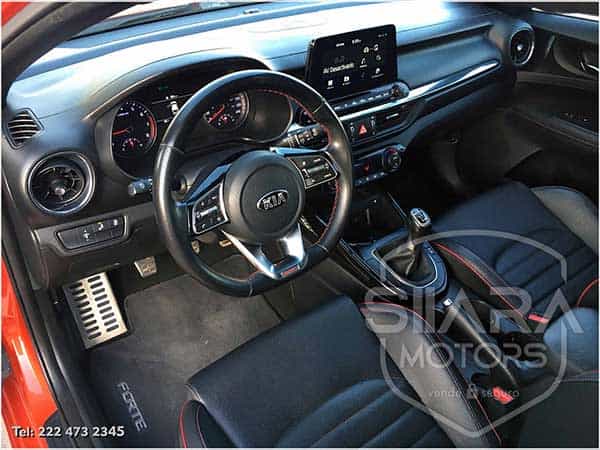 Kia Forte Hatchback GT 2019 - Foto 14
