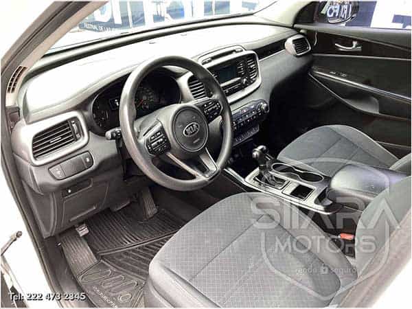 Kia Sorento LX 2018 - Foto 12