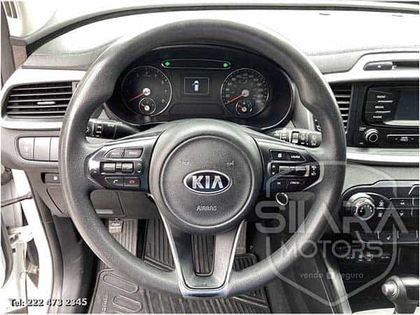 Kia Sorento LX 2018 - Foto 13