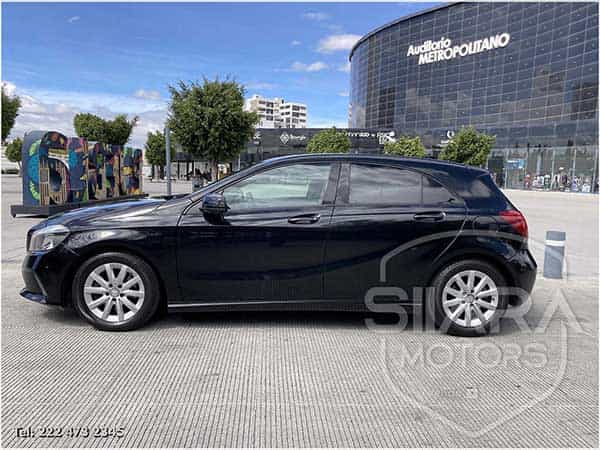 Mercedes-Benz Clase A200 CGI 2017 - Foto 4