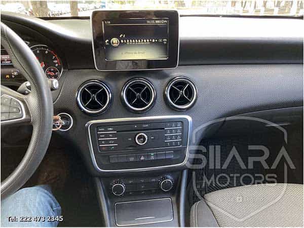 Mercedes-Benz Clase A200 CGI 2017 - Foto 17