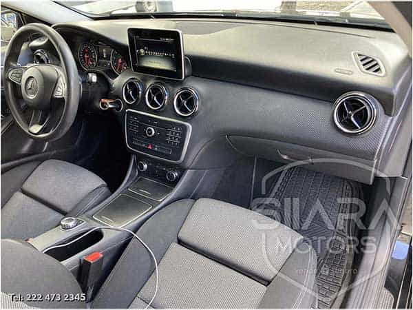 Mercedes-Benz Clase A200 CGI 2017 - Foto 23