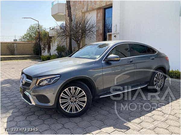 Mercedes-Benz GLC300 Avantgarde 2019 - Foto 1