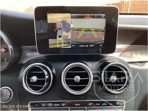 Mercedes-Benz GLC300 Avantgarde 2019 - Foto 17