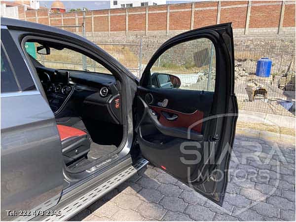 Mercedes-Benz GLC300 Avantgarde 2019 - Foto 20