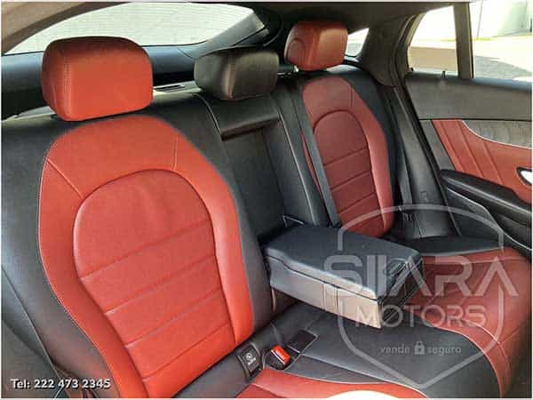 Mercedes-Benz GLC300 Avantgarde 2019 - Foto 24