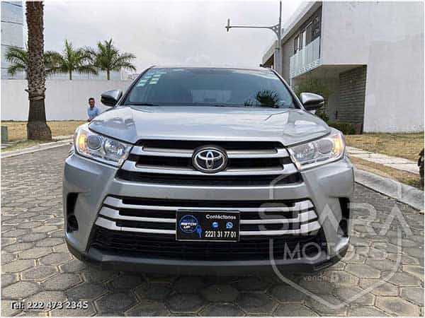 Toyota Highlander LE 2018 - Foto 2