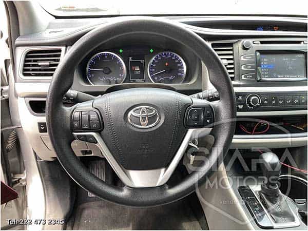 Toyota Highlander LE 2018 - Foto 14