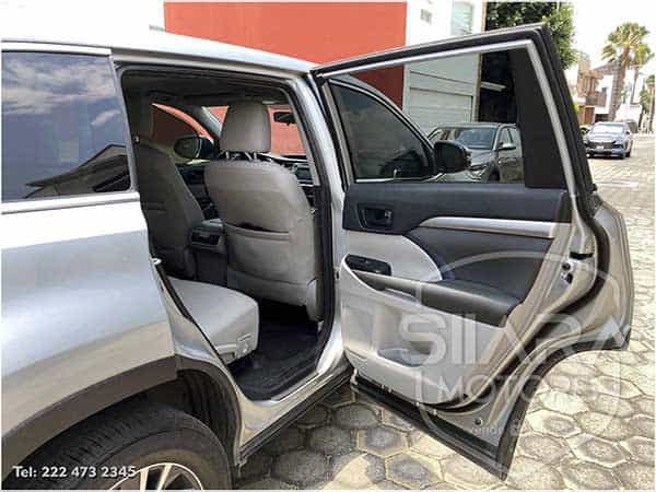 Toyota Highlander LE 2018 - Foto 24