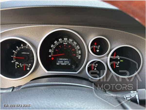 Toyota Sequoia 2017 - Foto 16