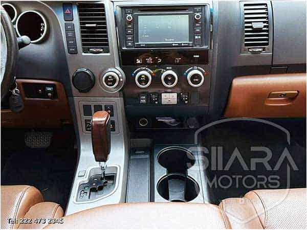 Toyota Sequoia 2017 - Foto 18