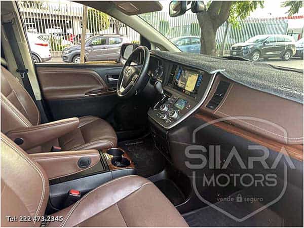 Toyota Sienna Limited 2017 - Foto 18