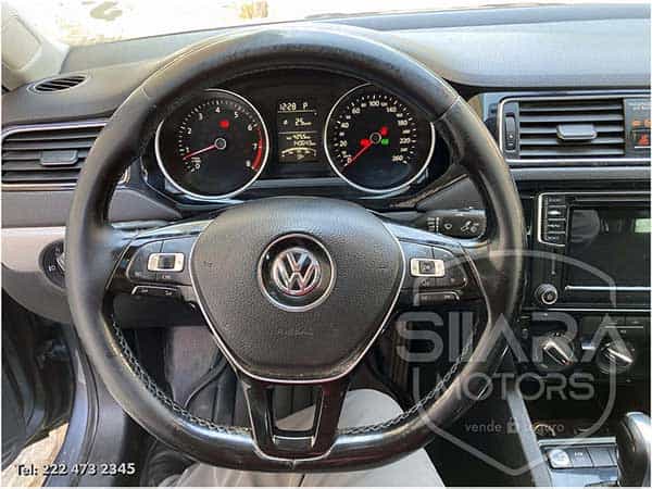 Volkswagen Jetta Sportline 2016 - Foto 13