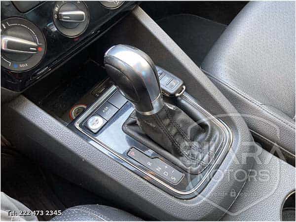 Volkswagen Jetta Sportline 2016 - Foto 19