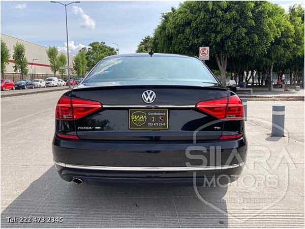 Volkswagen Passat V6 DSG 2016 - Foto 6