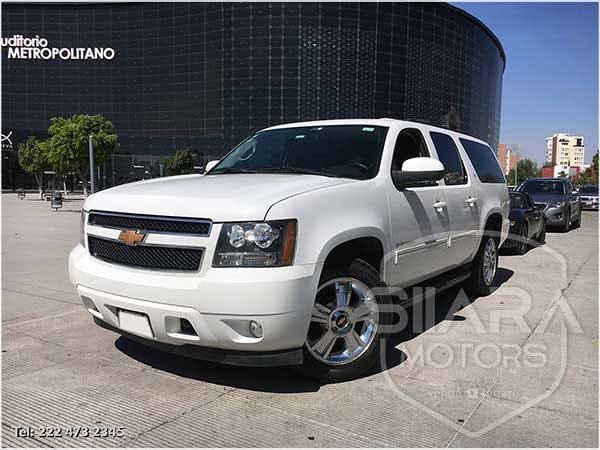 Chevrolet Suburban 2010 - Foto 1