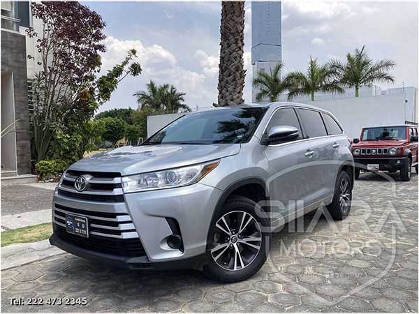 Toyota Highlander LE 2018 - Foto 1