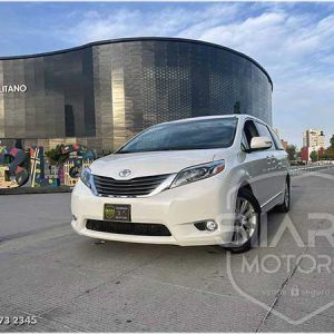 Toyota Sienna Limited Piel <br> 2017