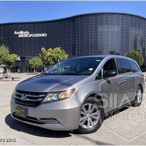 Honda Odyssey LX 8 pasajeros <br> 2016